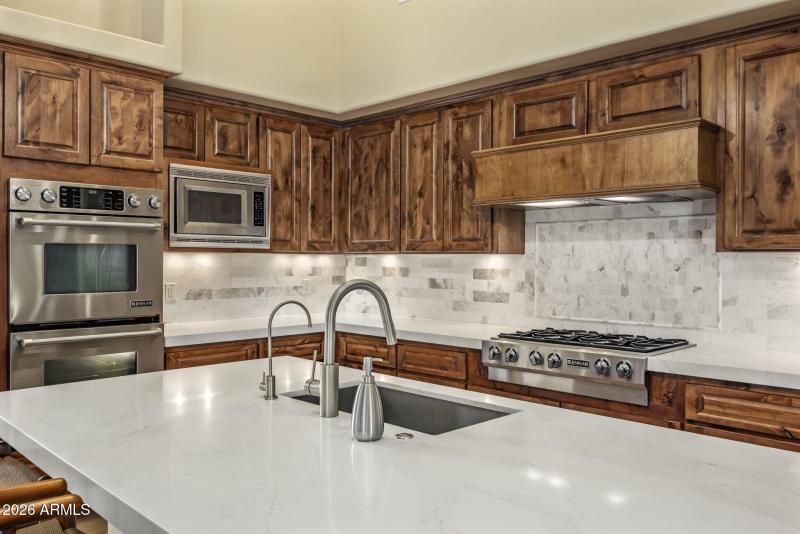 7-web-or-mls-D46A2263