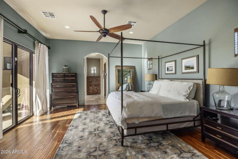 22-web-or-mls-D46A2346