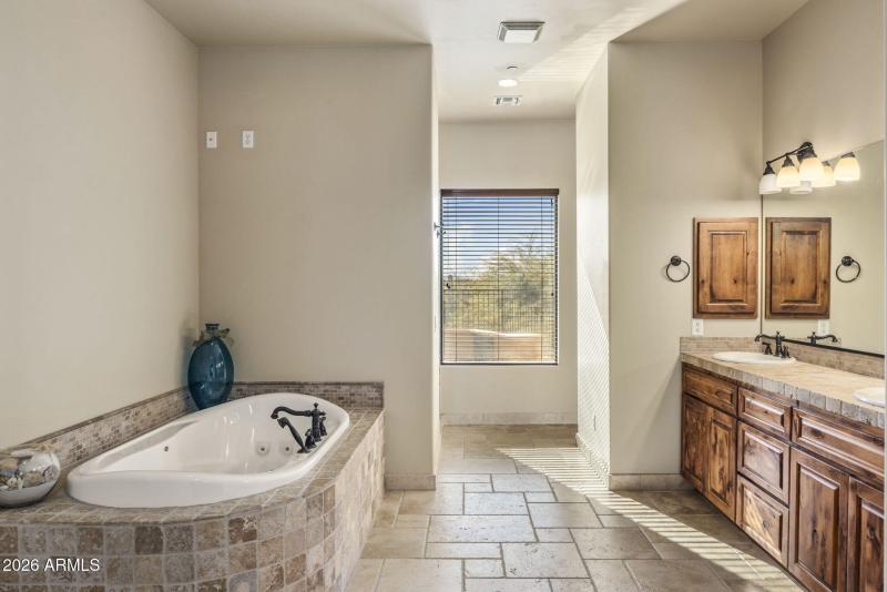 23-web-or-mls-D46A2351