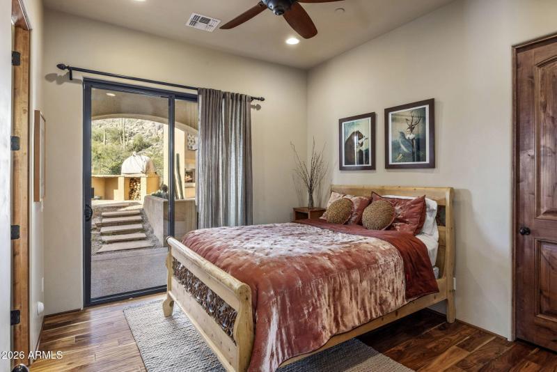 14-web-or-mls-D46A2302