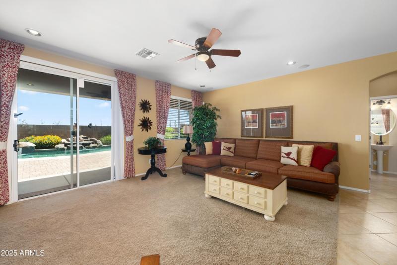 18375-E-San-Ignaciao-Ct-25