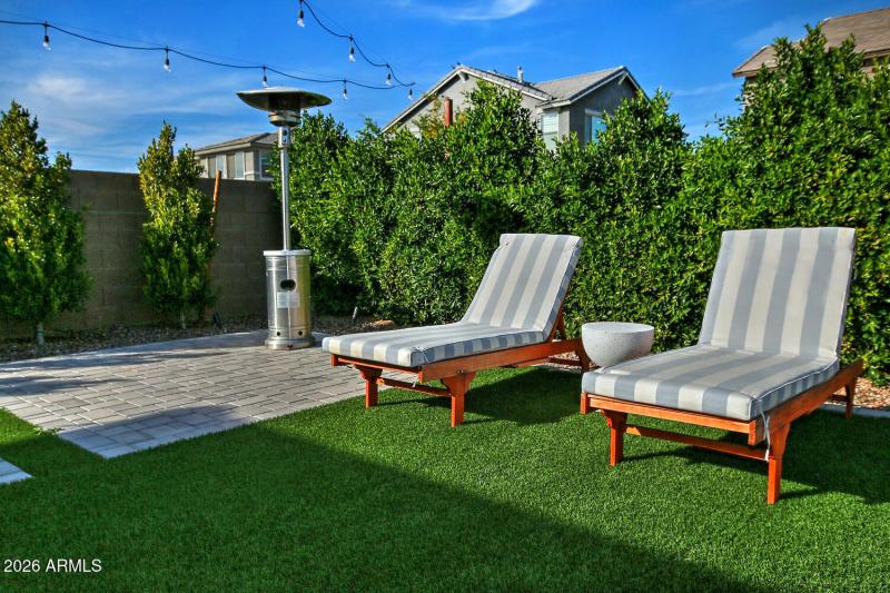 19134 Walnut Ct Backyard