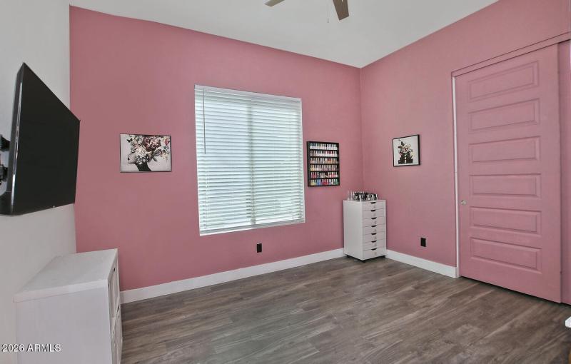 19134 Walnut Ct Bedroom 3