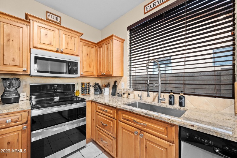 11542 W Bermuda Dr Avondale AZ 85392-40