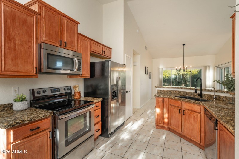 8-web-or-mls-1720-w-tumbleweed-ln