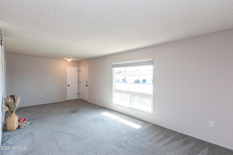 10310 W Bayside Rd-3