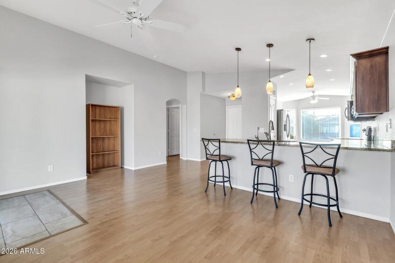 1482 E Torrey Pines Ln-6_(2048)