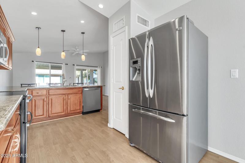 1482 E Torrey Pines Ln-14_(2048)