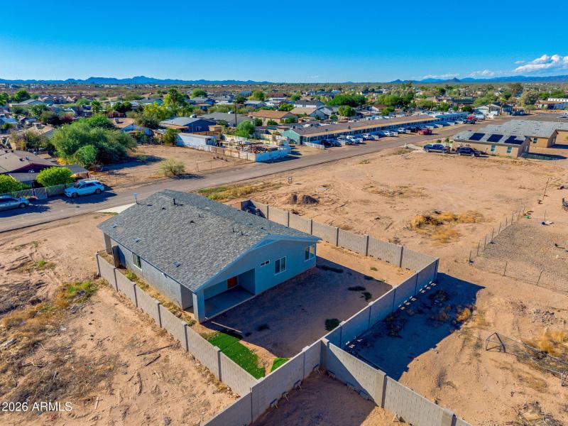 BLOCKED FENCE BACKYARD
