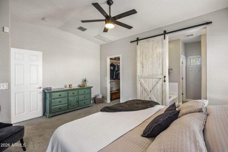 Primary w/custom barn door