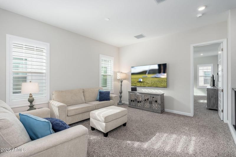 Generous bonus room!