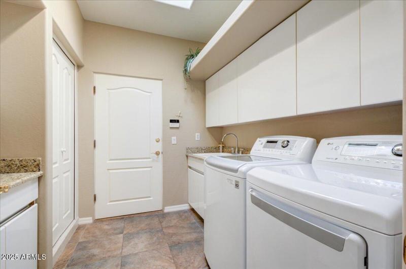 Large Utility Room