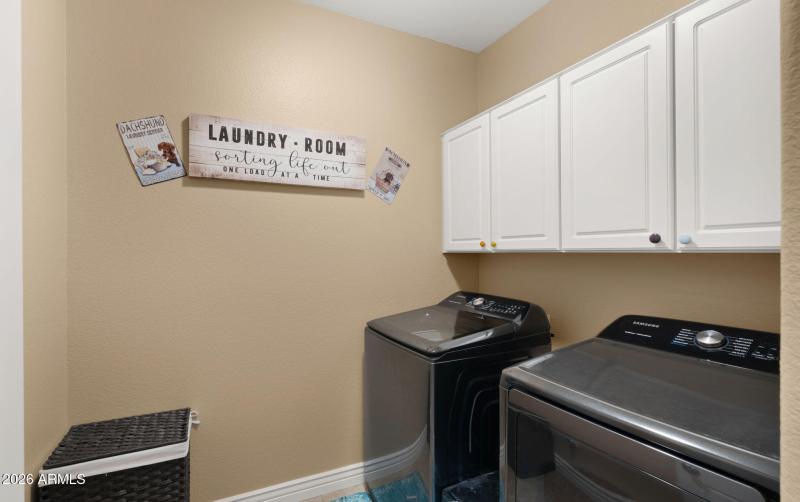 20-web-or-mls-Laundry Room