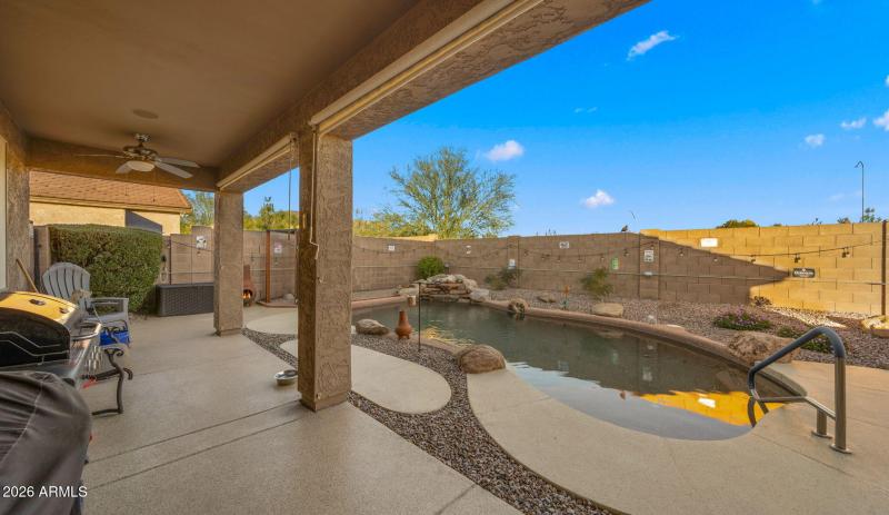 33-web-or-mls-Backyard2