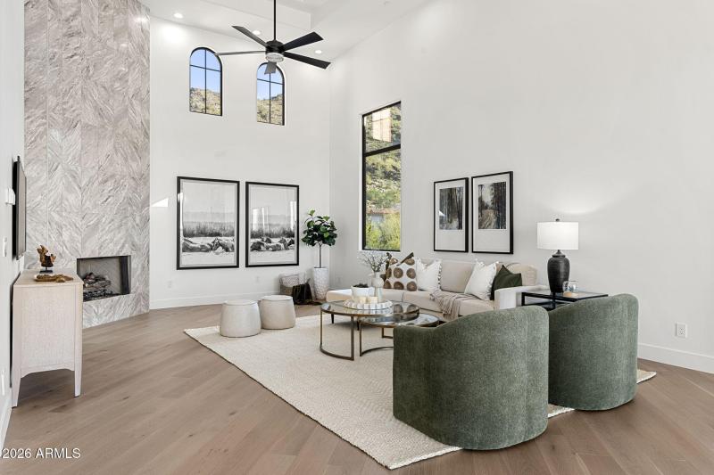 12-web-or-mls-11475-e-paradise-ln