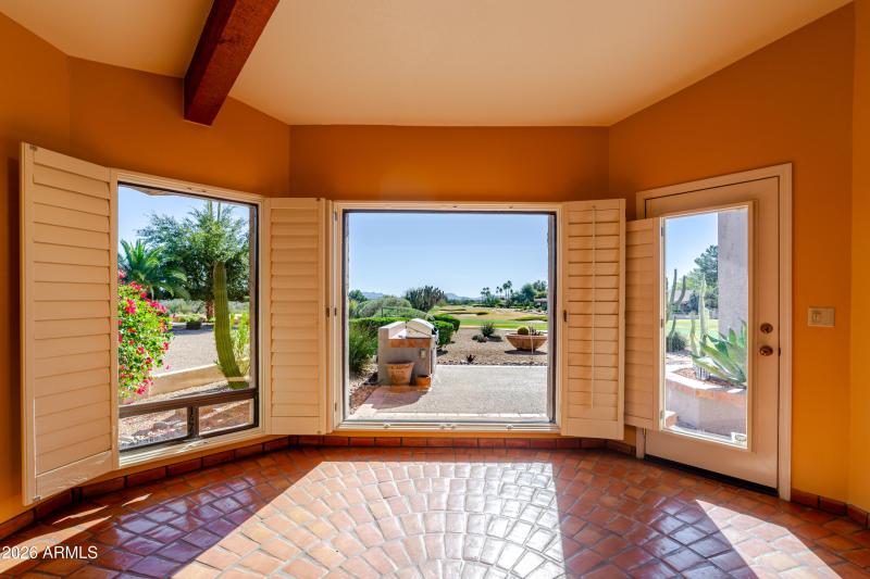 Breakfast Room overlooking 2 fairways