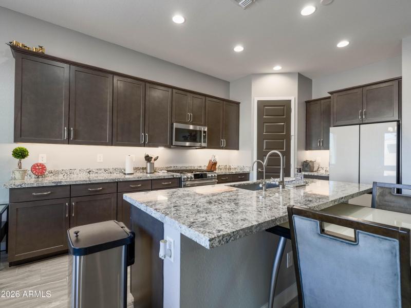 3768 E Cape Marigold Ln