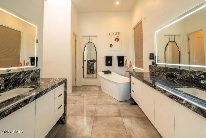 13-13_33010_N_53rd_Pl_Cave_Creek