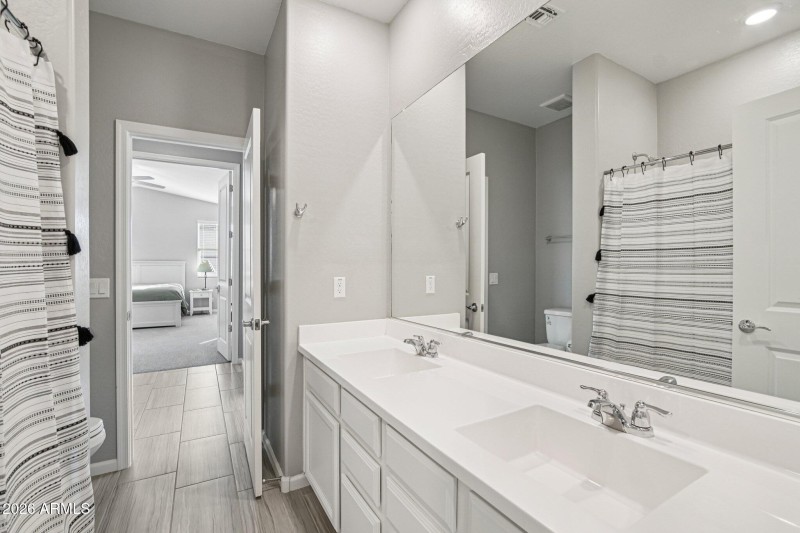 22-web-or-mls-W Myrtle Ct-S1401-020