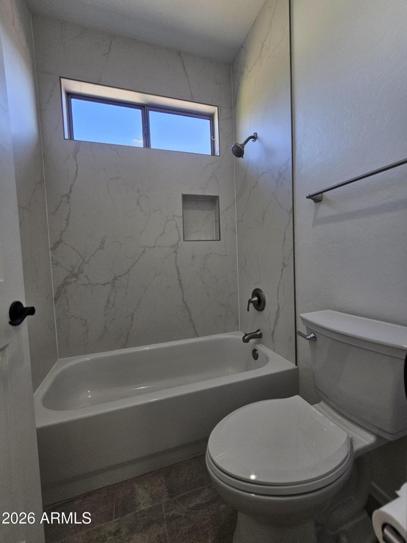 Secondary Tub Surround