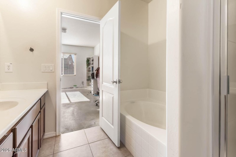 10567-E-Sunflower-Ln-MLS-18