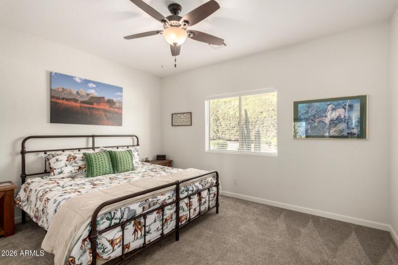 8CB84182-710E-4C37-90DA-771C5FC908C6