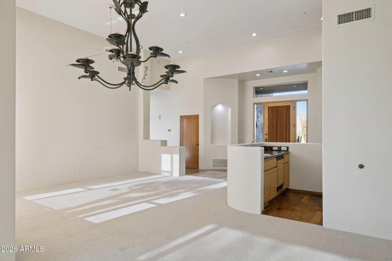 7-web-or-mls-9831-east-hidden-green-driv