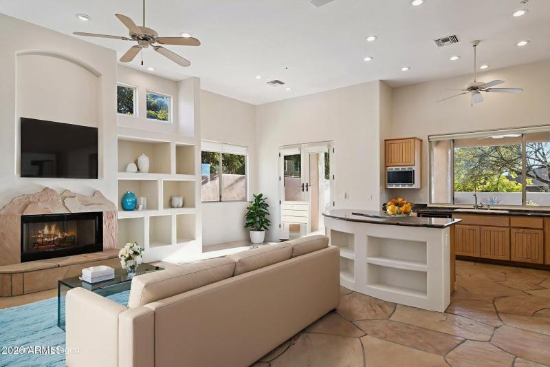 17-web-or-mls-9831-east-hidden-green-dri