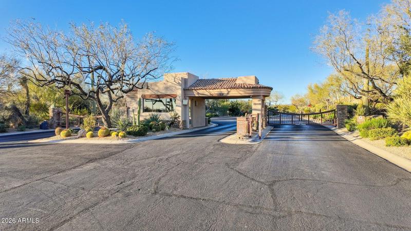 53-web-or-mls-9831-east-hidden-green-dri