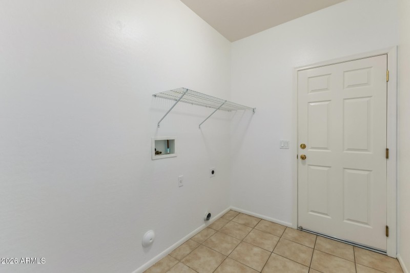 25 Circle Cliff