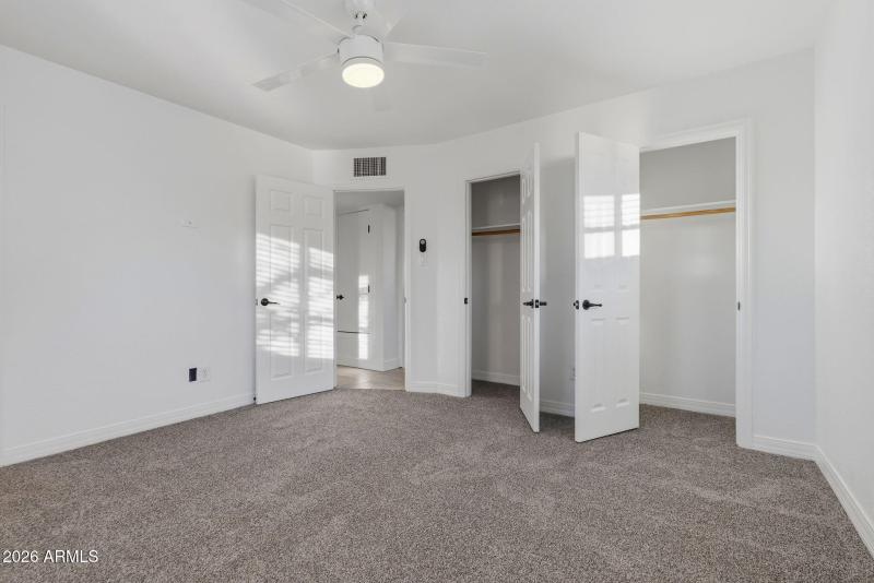 44-web-or-mls-5215 N 11th Ave Interior--