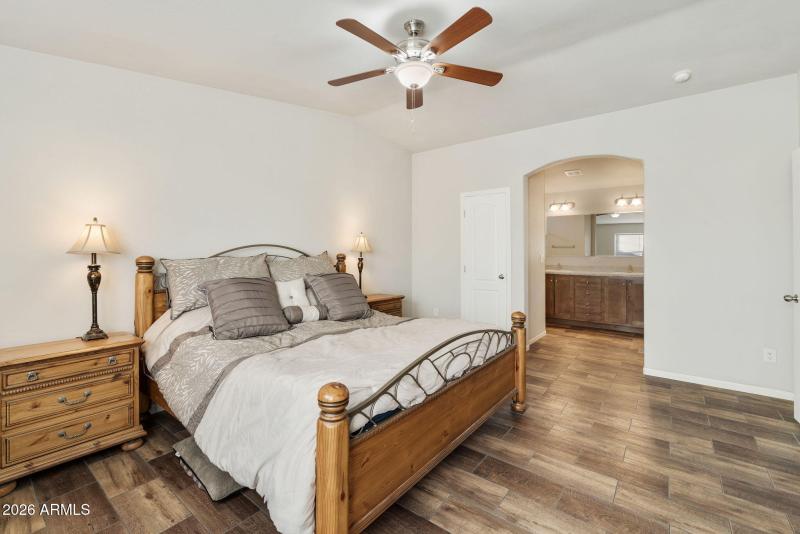 39-web-or-mls-dlb_4558-dlb_4562