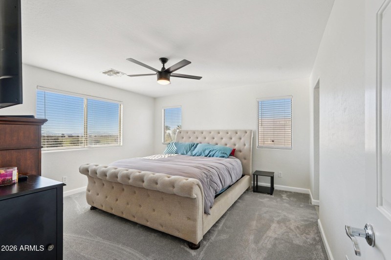 30-web-or-mls-W Pueblo Ave-L1701-030