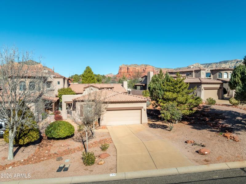 100 Rio Sinagua Driveway