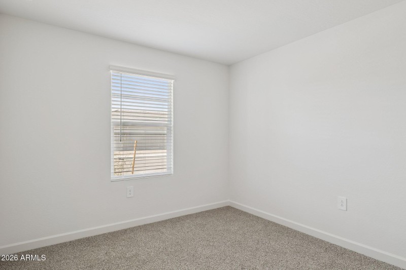 10-web-or-mls-6125-s-259th-dr-lot-23-rem