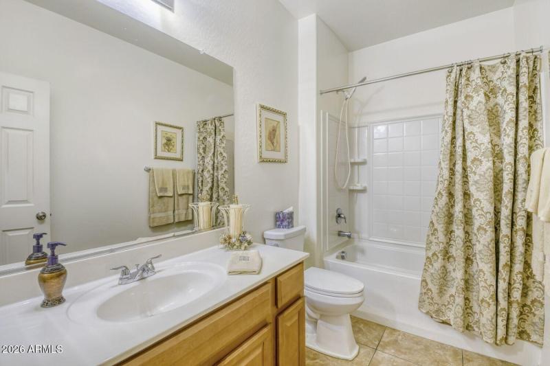 874 E Furness dr - Web Quality - 022 - 2