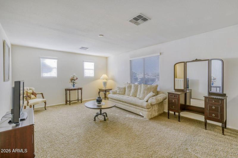 874 E Furness dr - Web Quality - 006 - 0