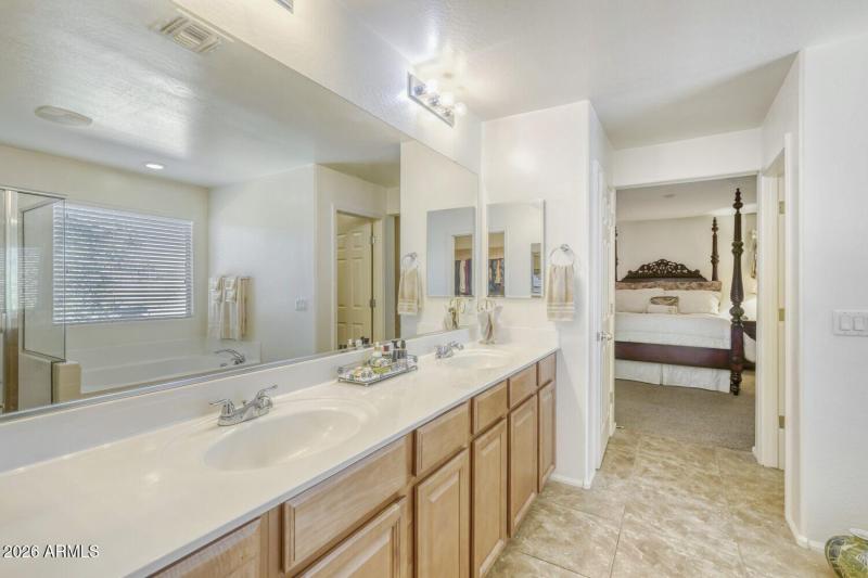 874 E Furness dr - Web Quality - 017 - 1