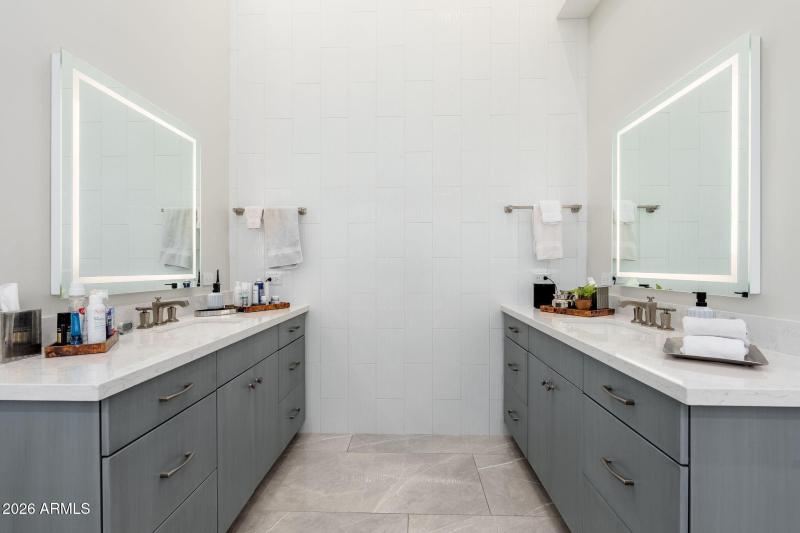 3120 E San Juan Ave - 25