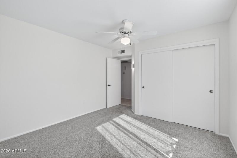 40_19614_N_Stardust_Blvd40_mls