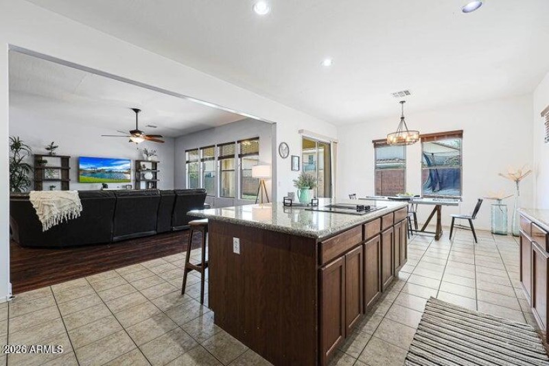 20220712230148460690000000-o