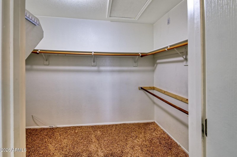 2886 Softwind Court-082398