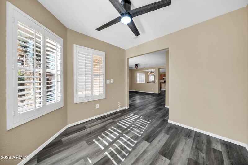 3323 W Saint Anne Ave-4