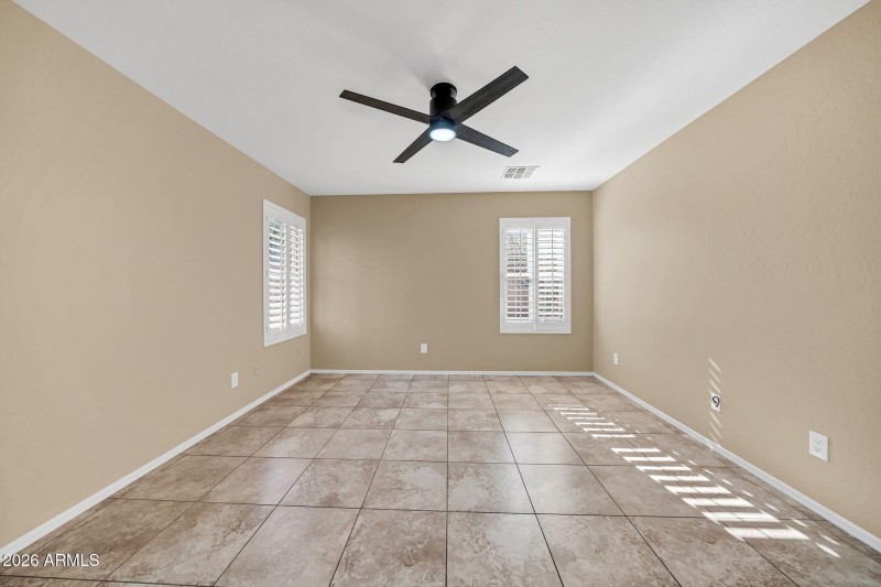 3323 W Saint Anne Ave-26