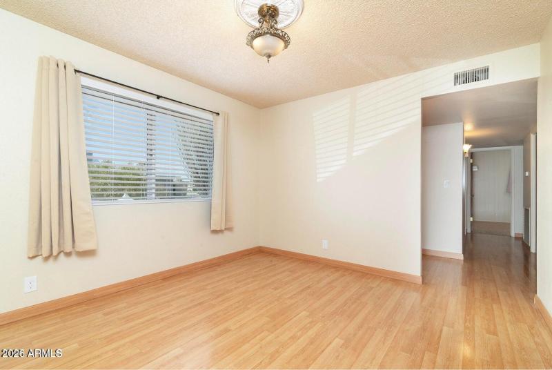 20250816195433410088000000-o