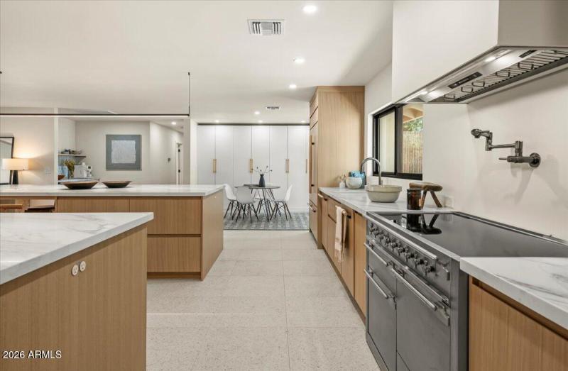 Kitchen to Casual Dining