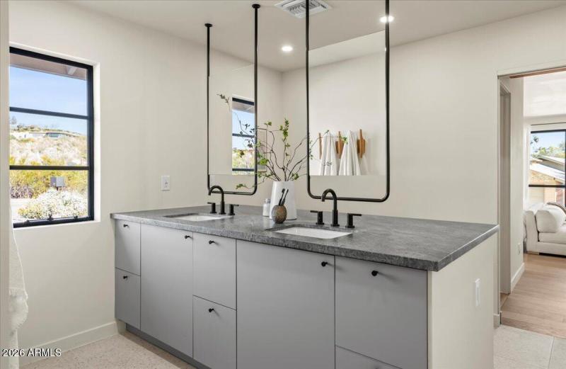 Two SIded Dual Vanity