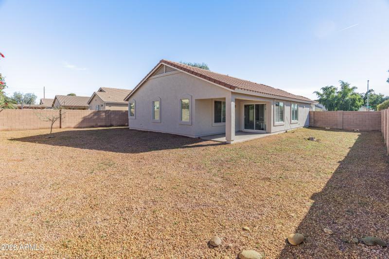 7570 W Nicolet Ave-28