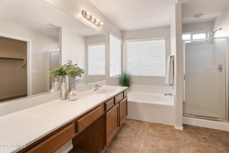 7570 W Nicolet Ave-23