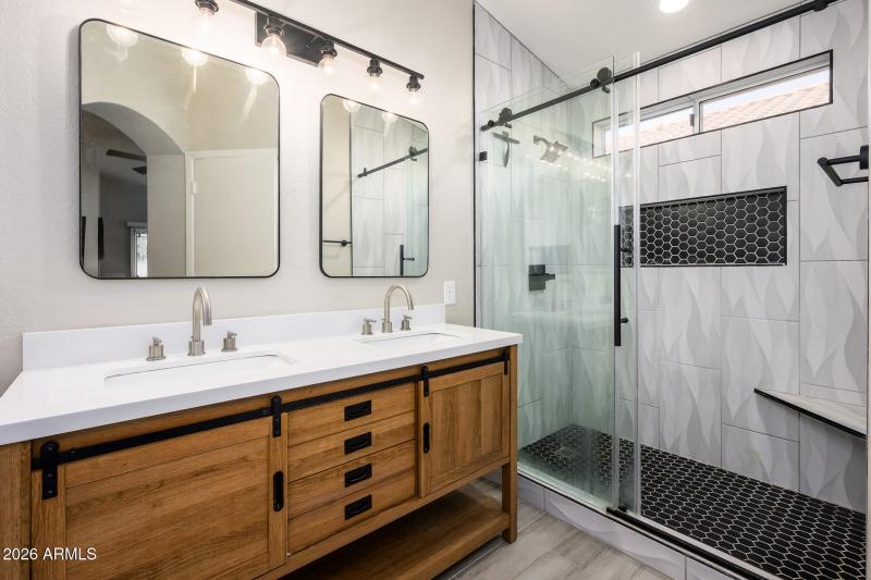 17423 N 46TH ST - Photo 14